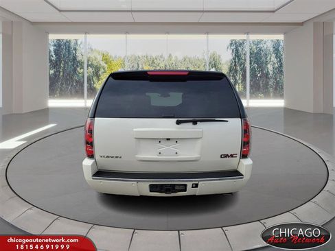 Used 2014 GMC Yukon Denali image 4