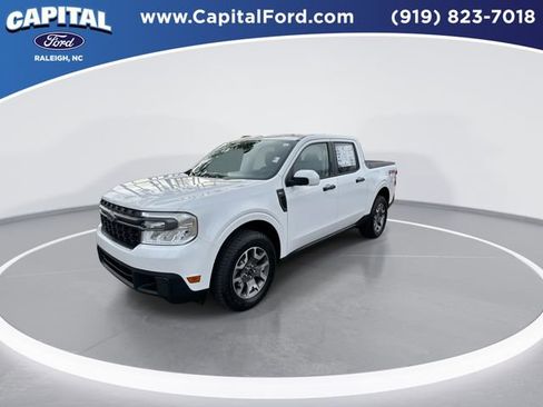 Used 2022 Ford Maverick XLT w/ Equipment Group 300A Standard image 4