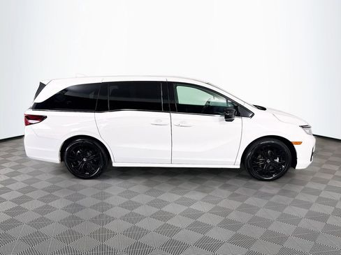 Used 2025 Honda Odyssey Sport-L image 8