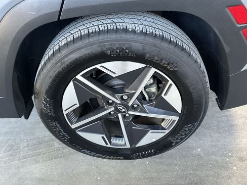 Used 2025 Hyundai Tucson SEL FWD image 11