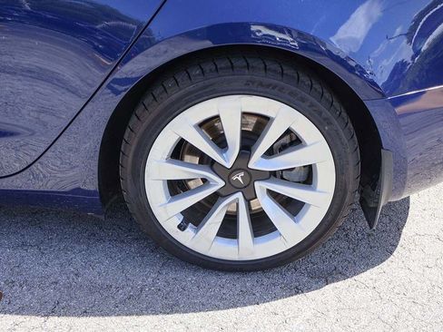 Used 2023 Tesla Model 3 Standard Range image 30