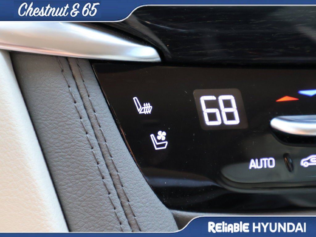 Used 2024 Cadillac XT6 Premium Luxury w/ Technology Package AWD/4WD image 39