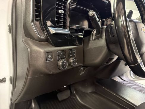 Used 2024 Chevrolet Silverado 2500 LT w/ Convenience Package AWD/4WD image 28
