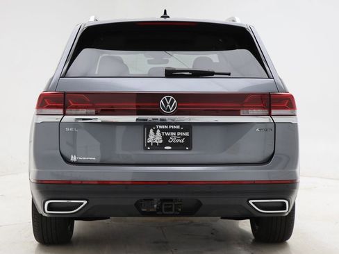 Used 2025 Volkswagen Atlas SEL image 7