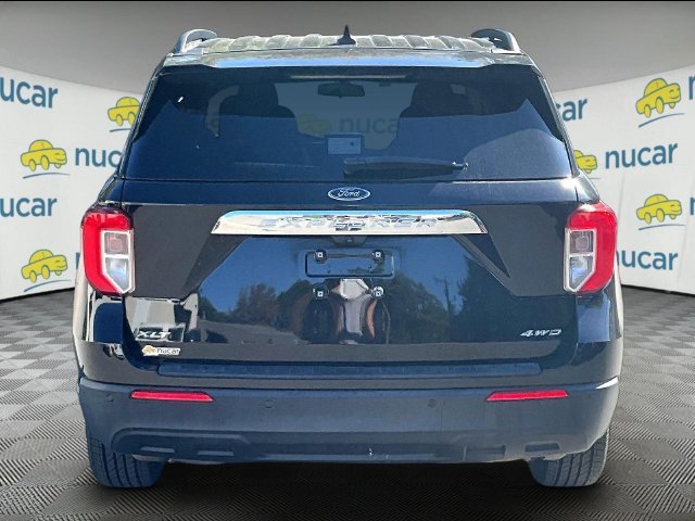 Used 2022 Ford Explorer XLT AWD/4WD image 4