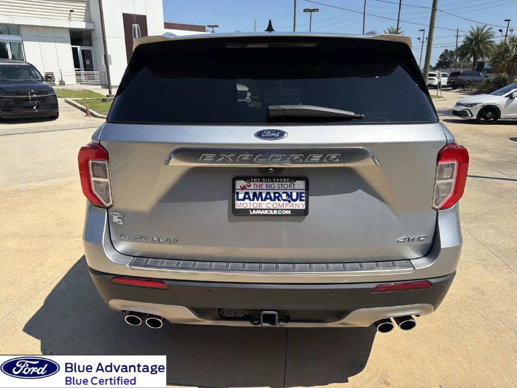 Certified 2023 Ford Explorer Platinum w/ Technology Package AWD/4WD image 8