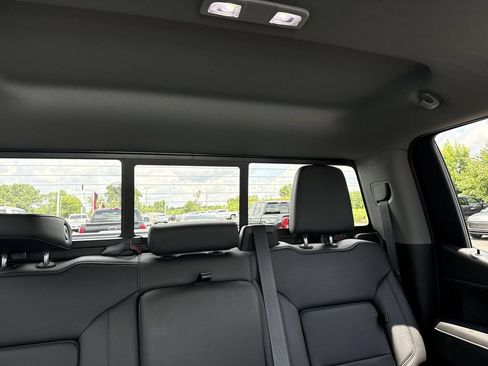 Certified 2021 Chevrolet Silverado 1500 LTZ AWD/4WD image 32