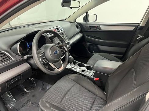 Used 2018 Subaru Outback 2.5i AWD/4WD image 36