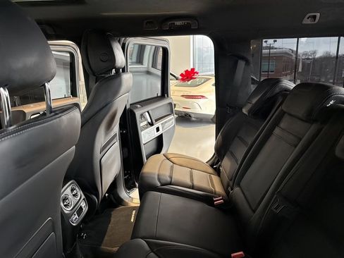 Used 2024 Mercedes-Benz G 63 AMG 4MATIC w/ Seat Comfort Package image 28