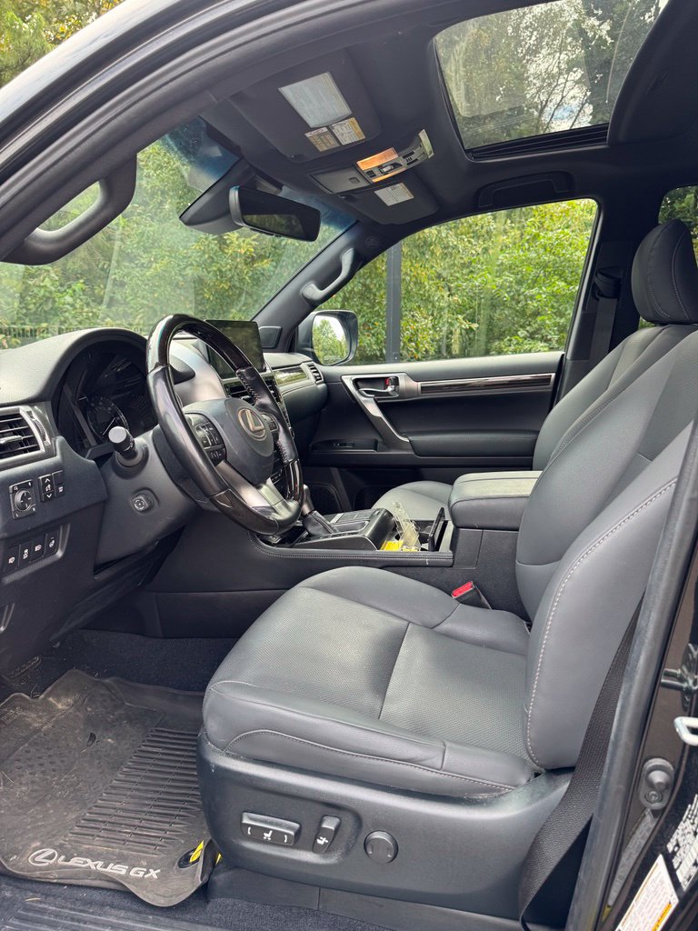 Certified 2023 Lexus GX 460 Premium w/ Premium Package AWD/4WD image 8