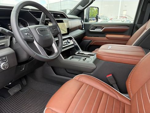 New 2026 GMC Sierra 2500 Denali Ultimate AWD/4WD image 18