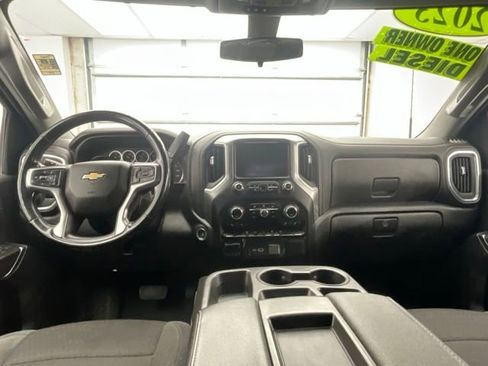 Used 2023 Chevrolet Silverado 2500 LT w/ Convenience Package AWD/4WD image 3