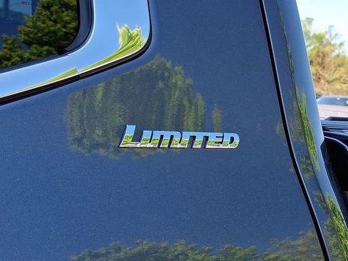 New 2026 Toyota Tundra Limited AWD/4WD image 11