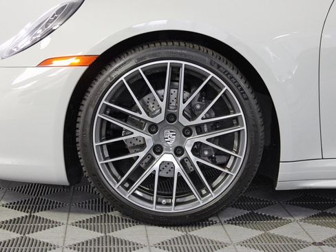 Certified 2024 Porsche 911 Carrera 4 image 37