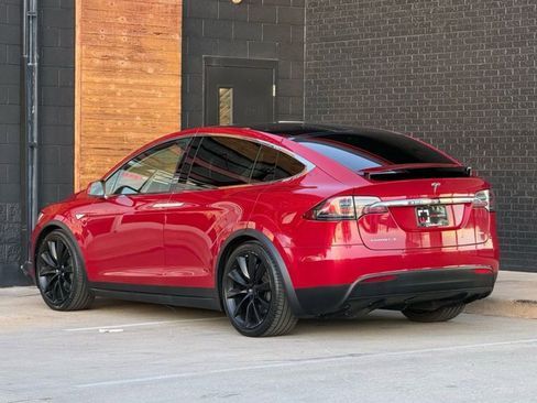 Used 2016 Tesla Model X 75D image 15