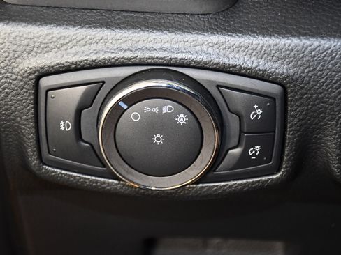 Used 2019 Ford Ranger XLT w/ Equipment Group 302A Luxury AWD/4WD image 38