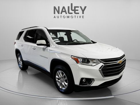 Used 2020 Chevrolet Traverse LT w/ Driver Confidence II Package image 7