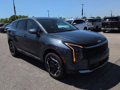 New 2026 Kia Sportage S AWD/4WD image 1