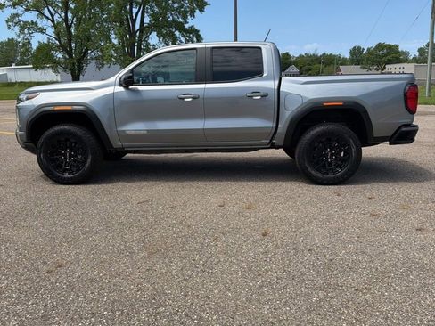 New 2026 GMC Canyon Elevation w/ Convenience Package RWD image 8