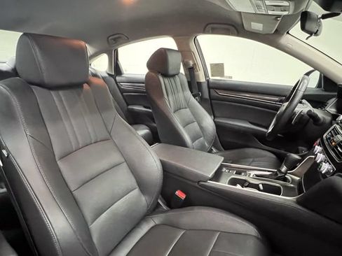 Used 2021 Honda Accord Sport Special Edition image 11