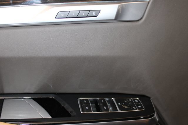 Used 2025 Cadillac Escalade ESV Premium Luxury w/ Touring Package AWD/4WD image 26