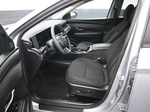 Used 2025 Hyundai Tucson SEL AWD/4WD image 9