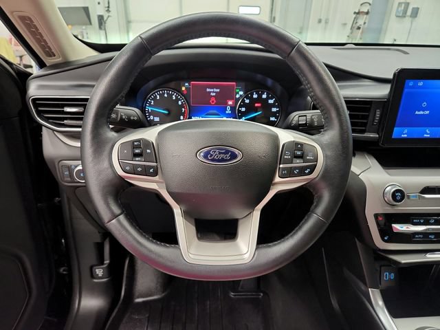 Used 2023 Ford Explorer XLT w/ Equipment Group 202A RWD image 37