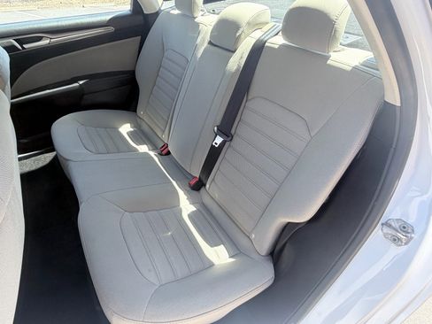 Used 2018 Ford Fusion S FWD image 9