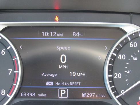 Certified 2024 Nissan Sentra SV FWD image 28
