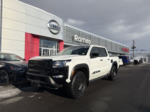 Used 2024 Nissan Frontier SV w/ Hardbody Edition image 1