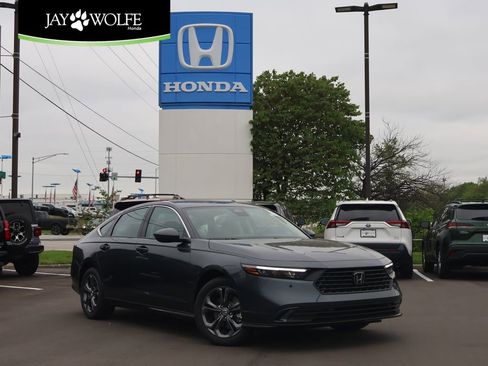 New 2026 Honda Accord EX-L image 1