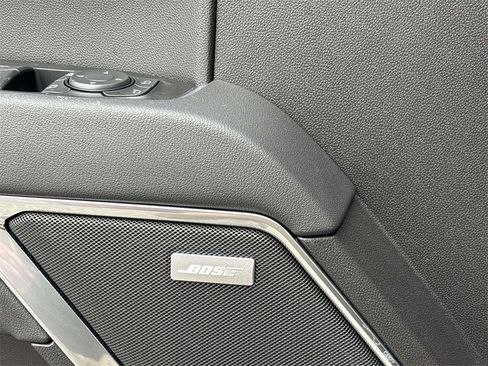 New 2026 GMC Sierra 1500 SLT w/ SLT Premium Package image 10