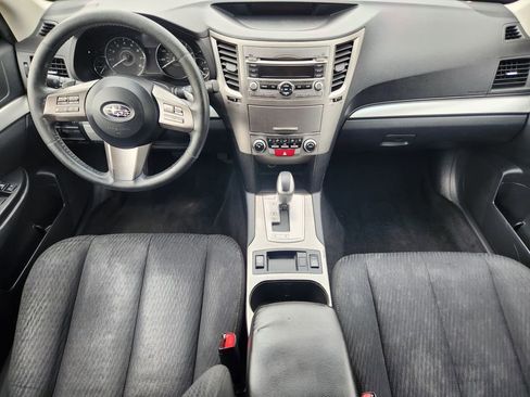 Used 2011 Subaru Outback 2.5i Premium w/ All-Weather Pkg AWD/4WD image 24
