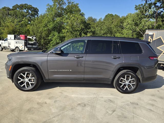 Used 2024 Jeep Grand Cherokee L Limited w/ Luxury Tech Group II AWD/4WD image 5