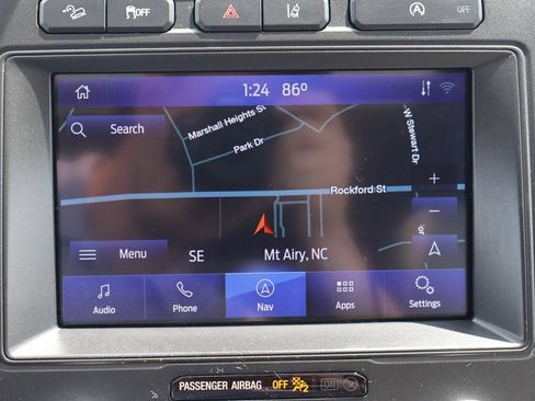 Used 2020 Ford Expedition XLT w/ Equipment Group 202A AWD/4WD image 12
