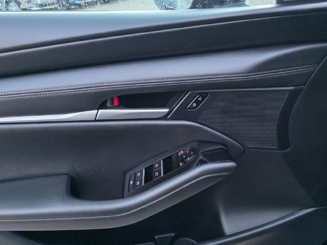Used 2025 MAZDA MAZDA3 s Sport FWD image 24