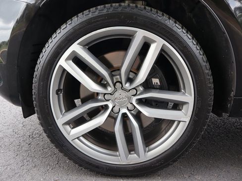 Used 2015 Audi SQ5 Premium Plus w/ Technology Package AWD/4WD image 42