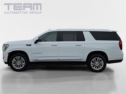 Used 2023 GMC Yukon XL SLT image 4