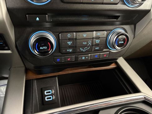 Used 2018 Ford F250 King Ranch w/ Tow Technology Bundle image 43