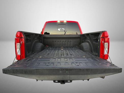 Used 2018 Ford F250 Lariat w/ Chrome Package AWD/4WD image 8