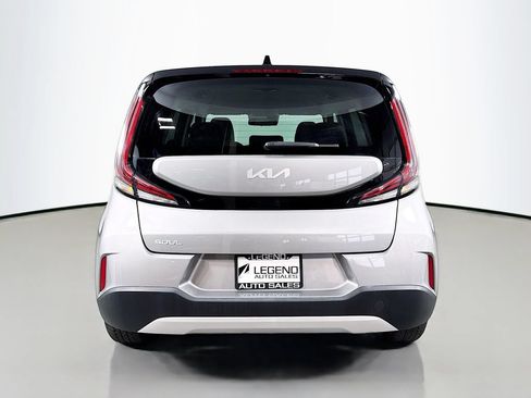 Used 2023 Kia Soul LX FWD image 6