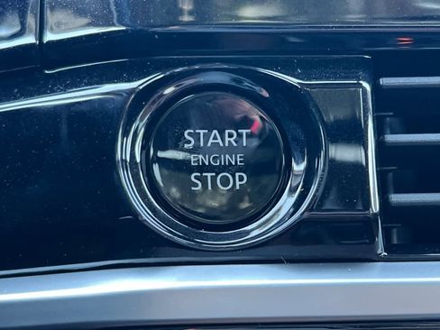 New 2025 Nissan Pathfinder Platinum image 27