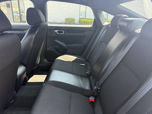 Used 2024 Honda Civic Sport image 19