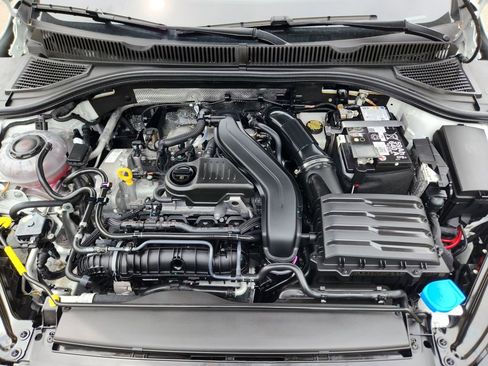 Certified 2025 Volkswagen Jetta Sport image 17