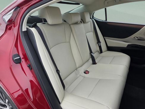 New 2025 Lexus ES 350 w/ Premium Package image 25