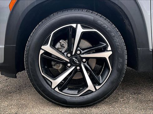 Used 2023 Chevrolet TrailBlazer RS w/ Convenience Package image 7