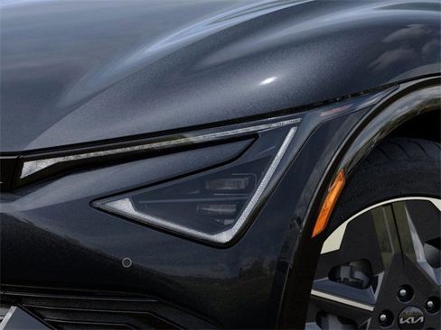 New 2025 Kia EV6 Light image 11