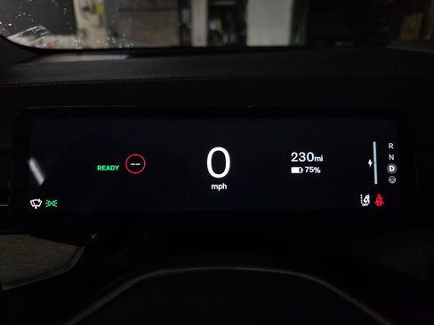 New 2025 Volvo EX90 Plus image 27