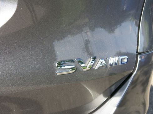 Used 2015 Nissan Rogue SV AWD/4WD image 10