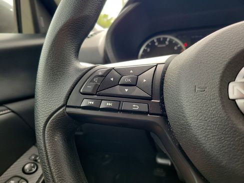 Used 2025 Nissan Sentra S FWD image 19